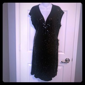 MK wrap around dress (size XL)